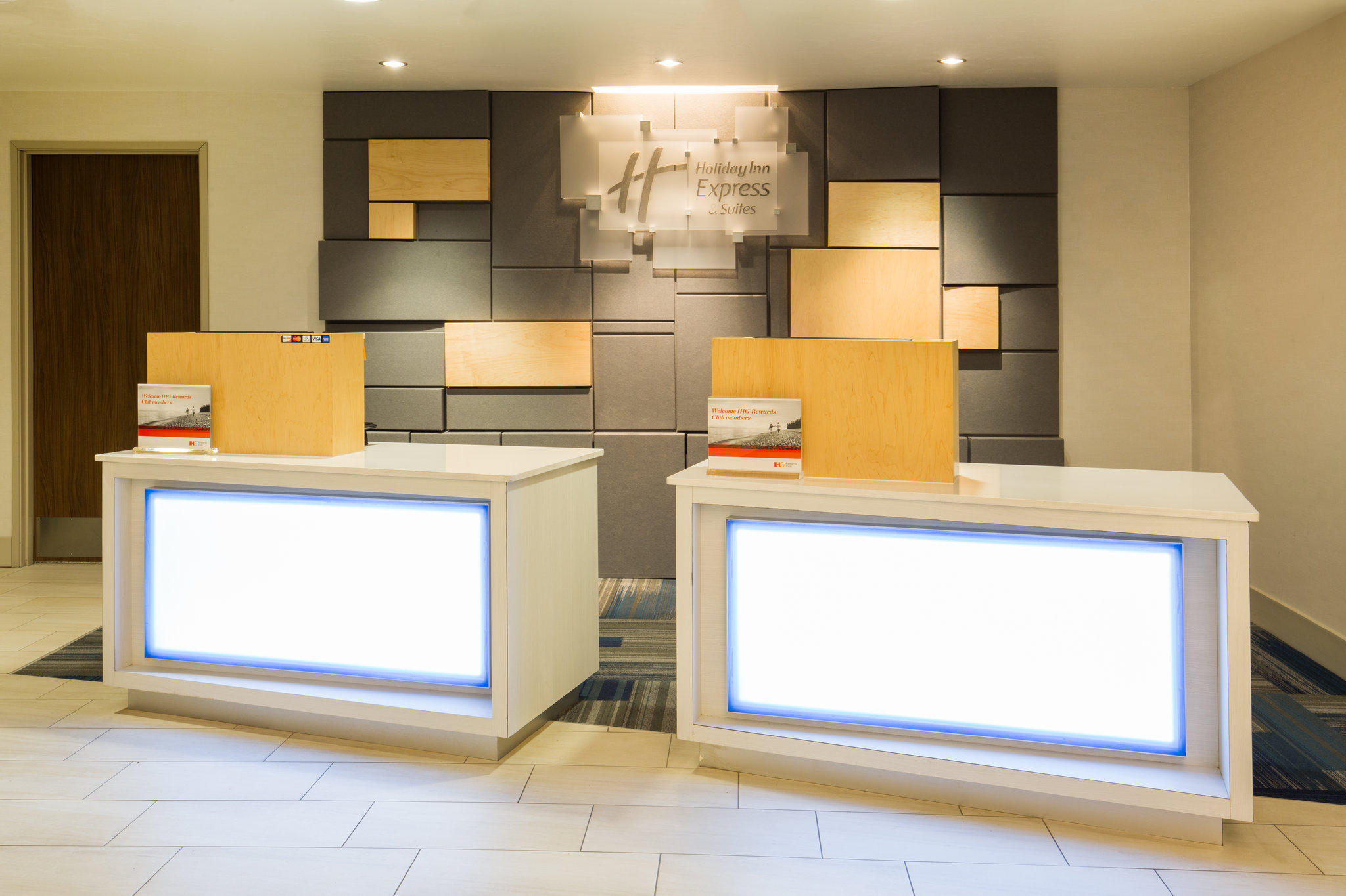 Фото Holiday Inn Express & Suites Pahrump, an Ihg Hotel