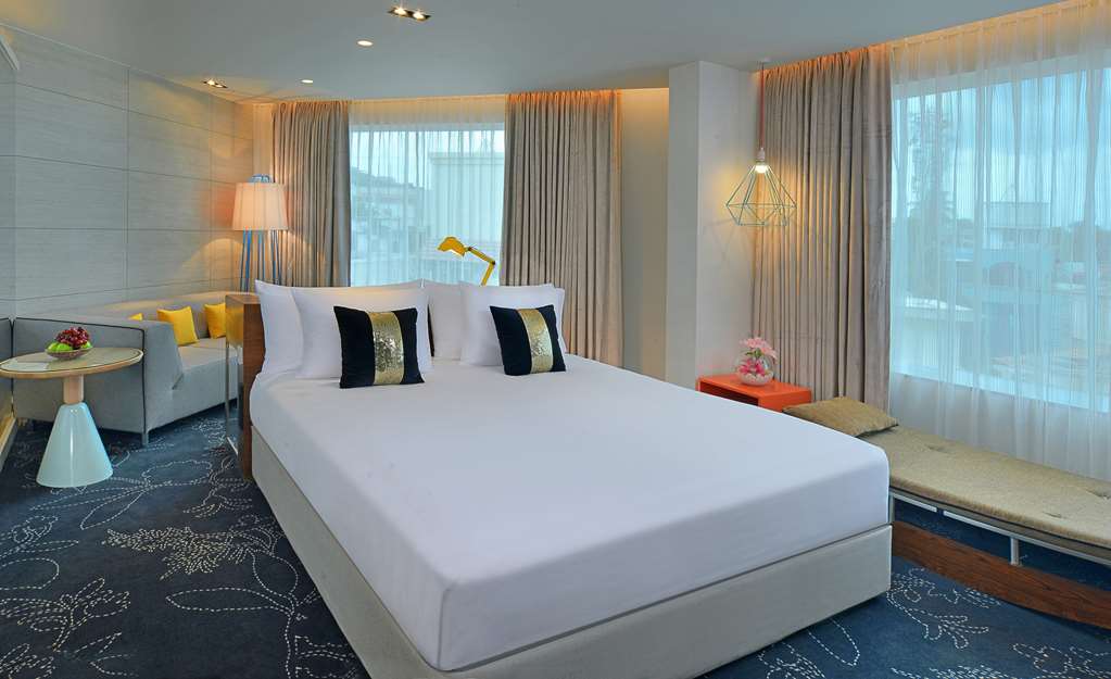 Фото Radisson Hotel Bengaluru City Center