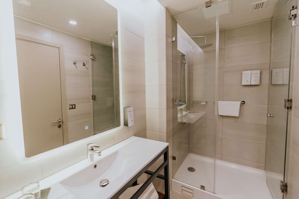 Фото Best Western Ferrat