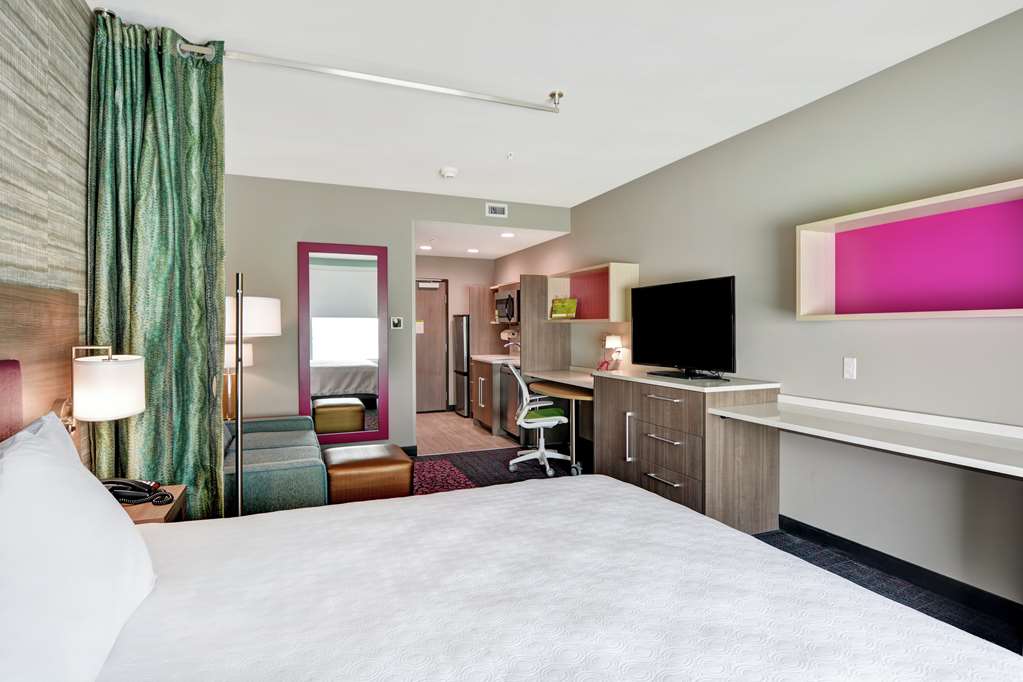 Фото Home2 Suites by Hilton Pecos