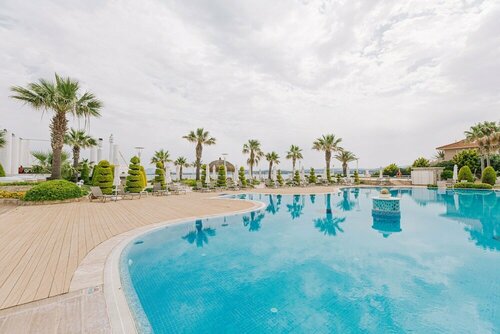 Гостиница Ilıca Hotel Spa & Wellness Thermal Resort в Чешме