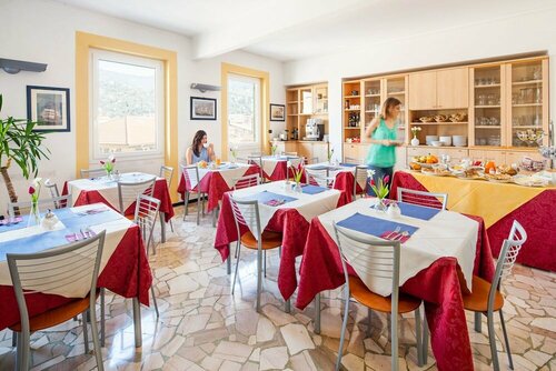 Гостиница Hotel La Piazzetta в Рапалло