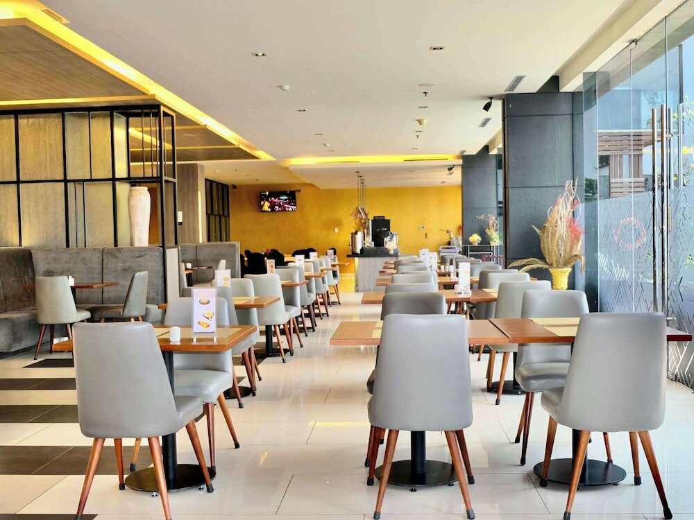 Фото Novotel Pekanbaru