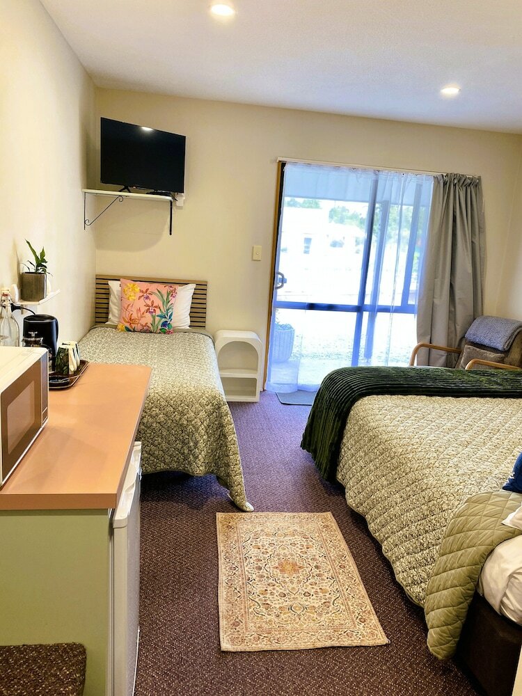 Фото Heritage Park Lodge