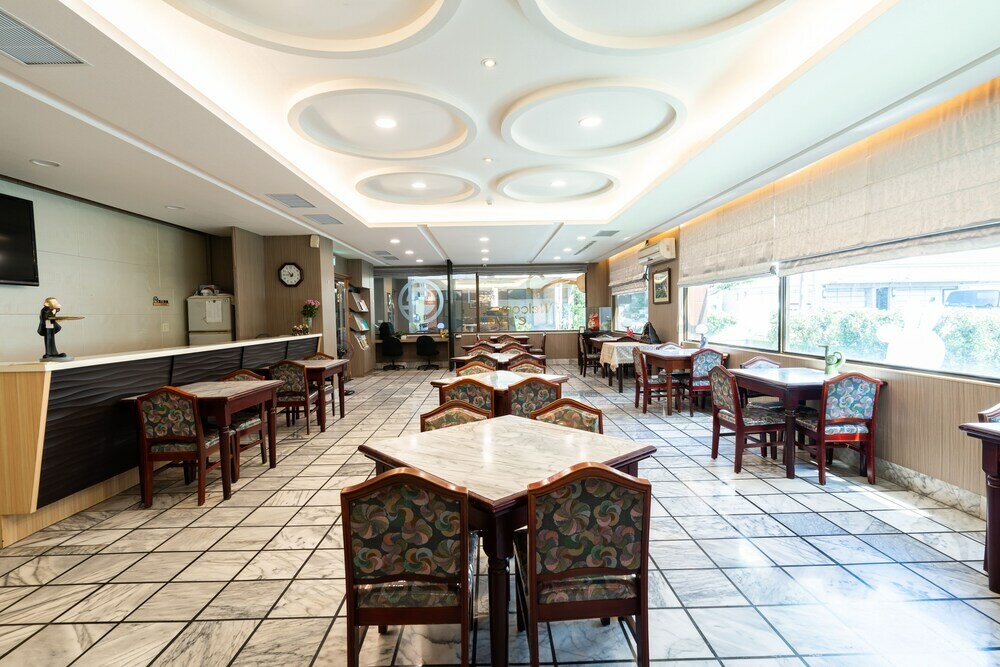 Фото Etung Hotel