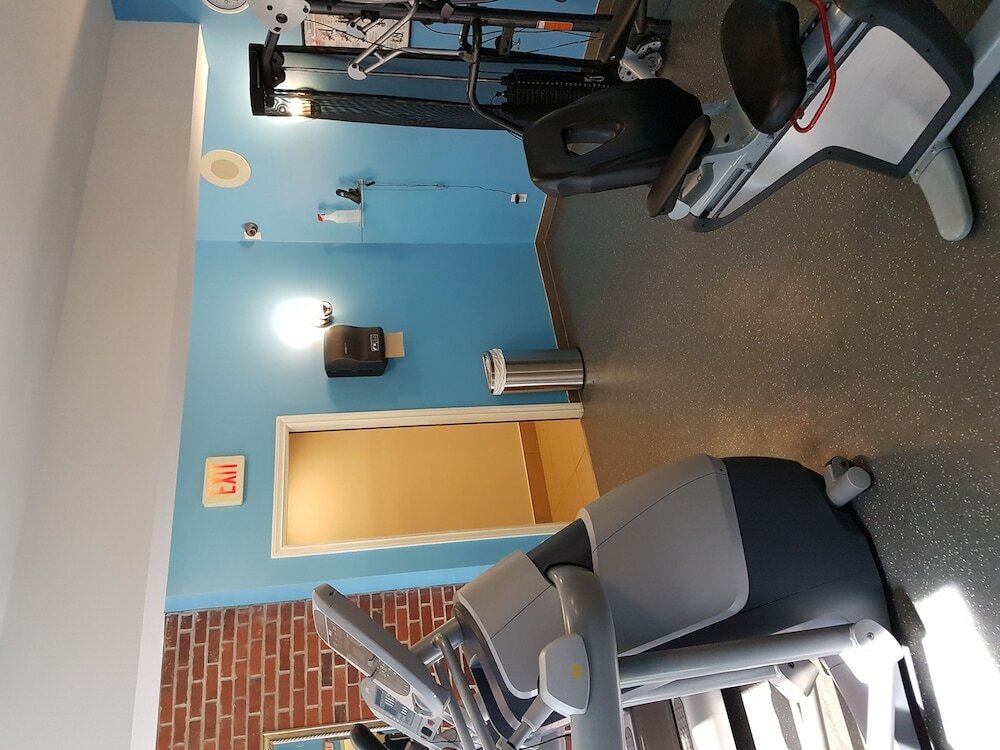 Фото SureStay Plus Hotel by Best Western Coquitlam