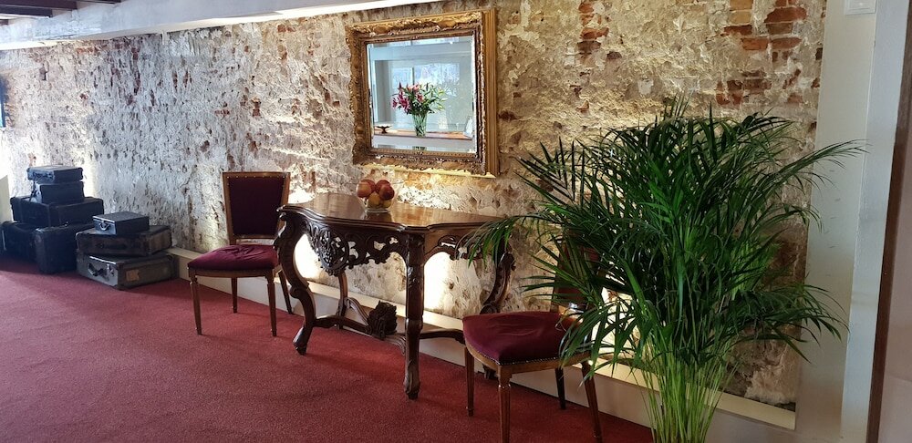 Фото Rembrandtplein Hotel