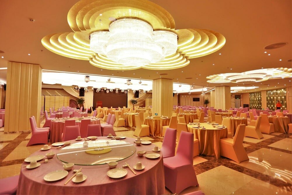 Фото Menshine Gloria Plaza Hotel Shantou