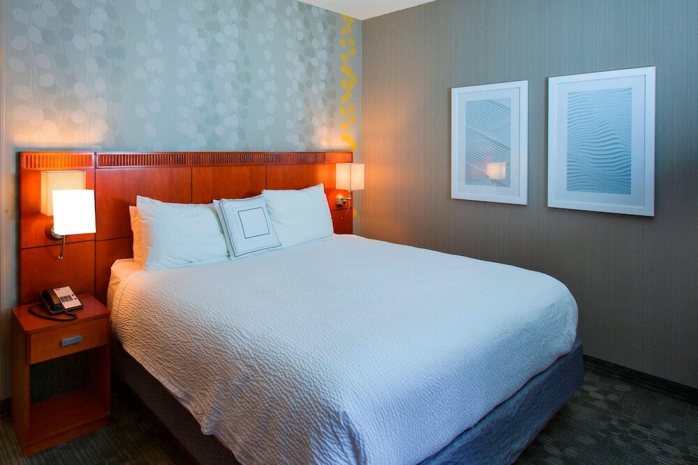 Фото Courtyard by Marriott Portland Tigard