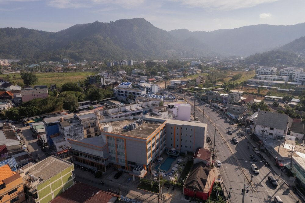 Фото Chabana Kamala Hotel