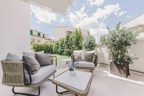 Внешний вид отеля Suite 10 Home Design & SPA в Полиньяно-а-Маре, фото 4