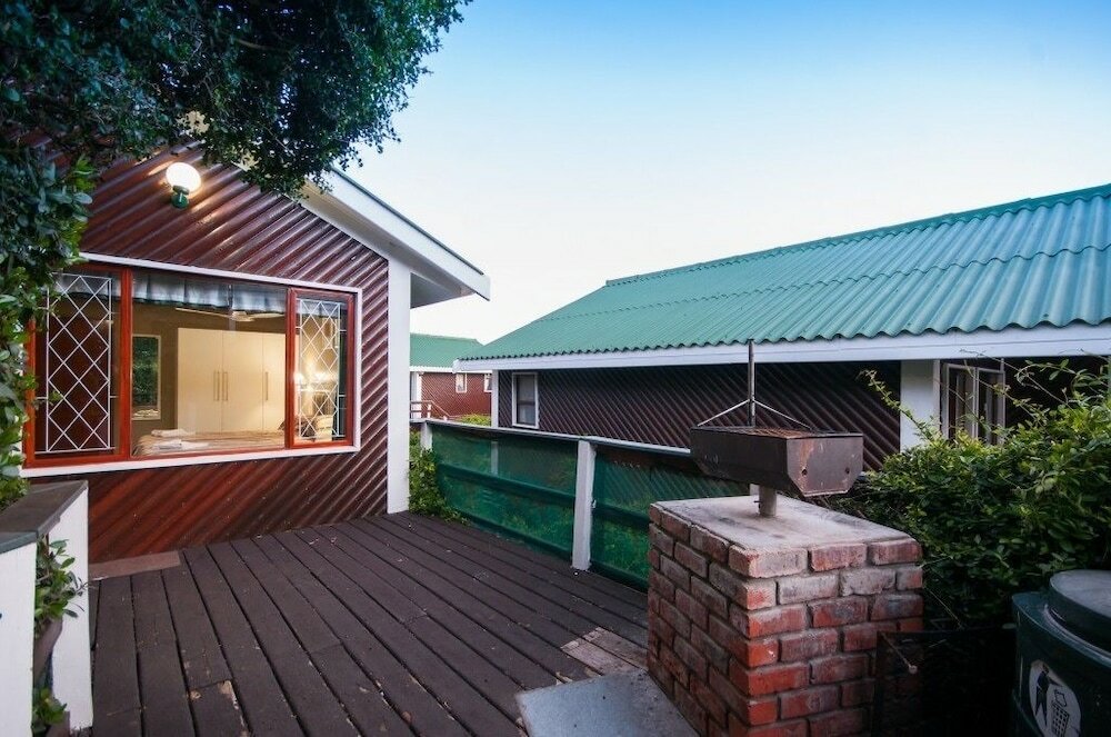 Фото Pine Lodge Resort