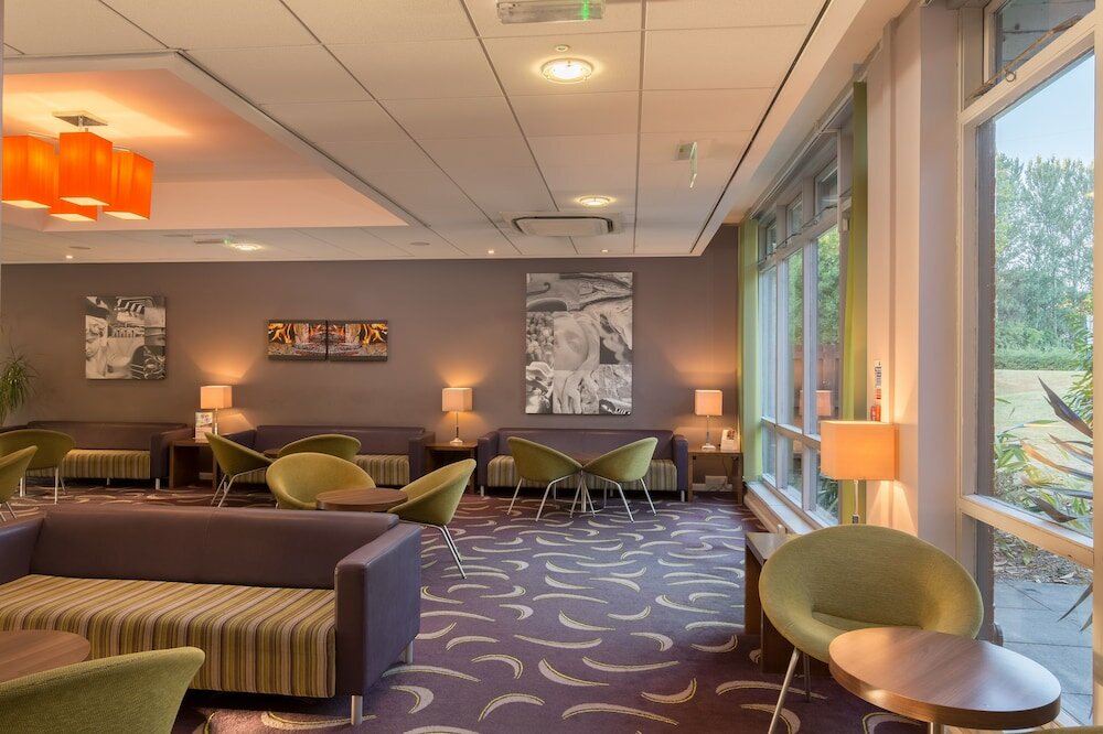 Фото Holiday Inn Express Preston - South, an Ihg Hotel