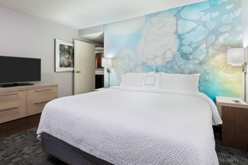 Фото Courtyard by Marriott Lafayette Airport