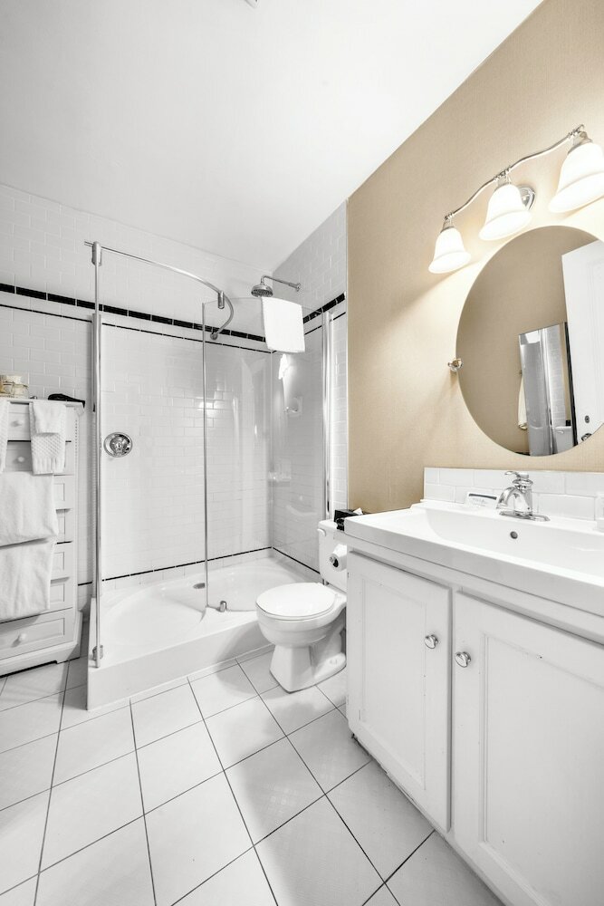 Фото The Charles Hotel