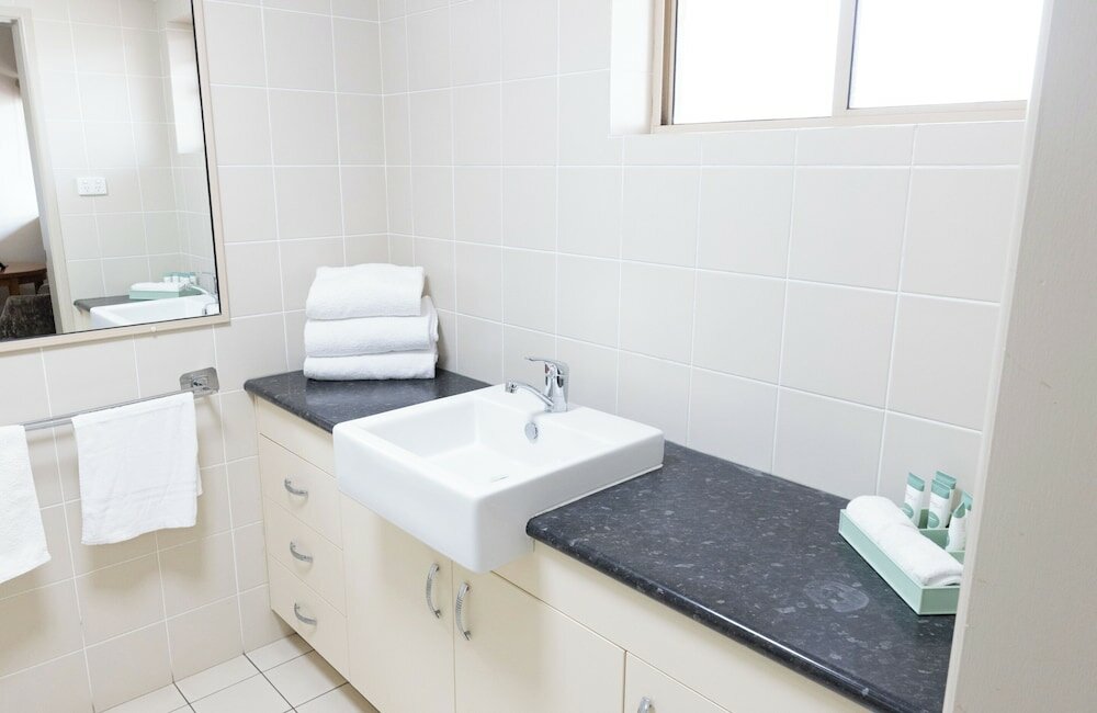 Фото Sundowner Hotel Motel