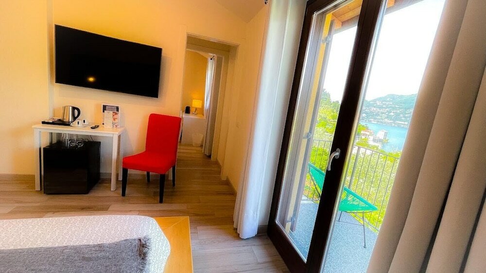 Фото Charming Bellagio Boutique Hotel