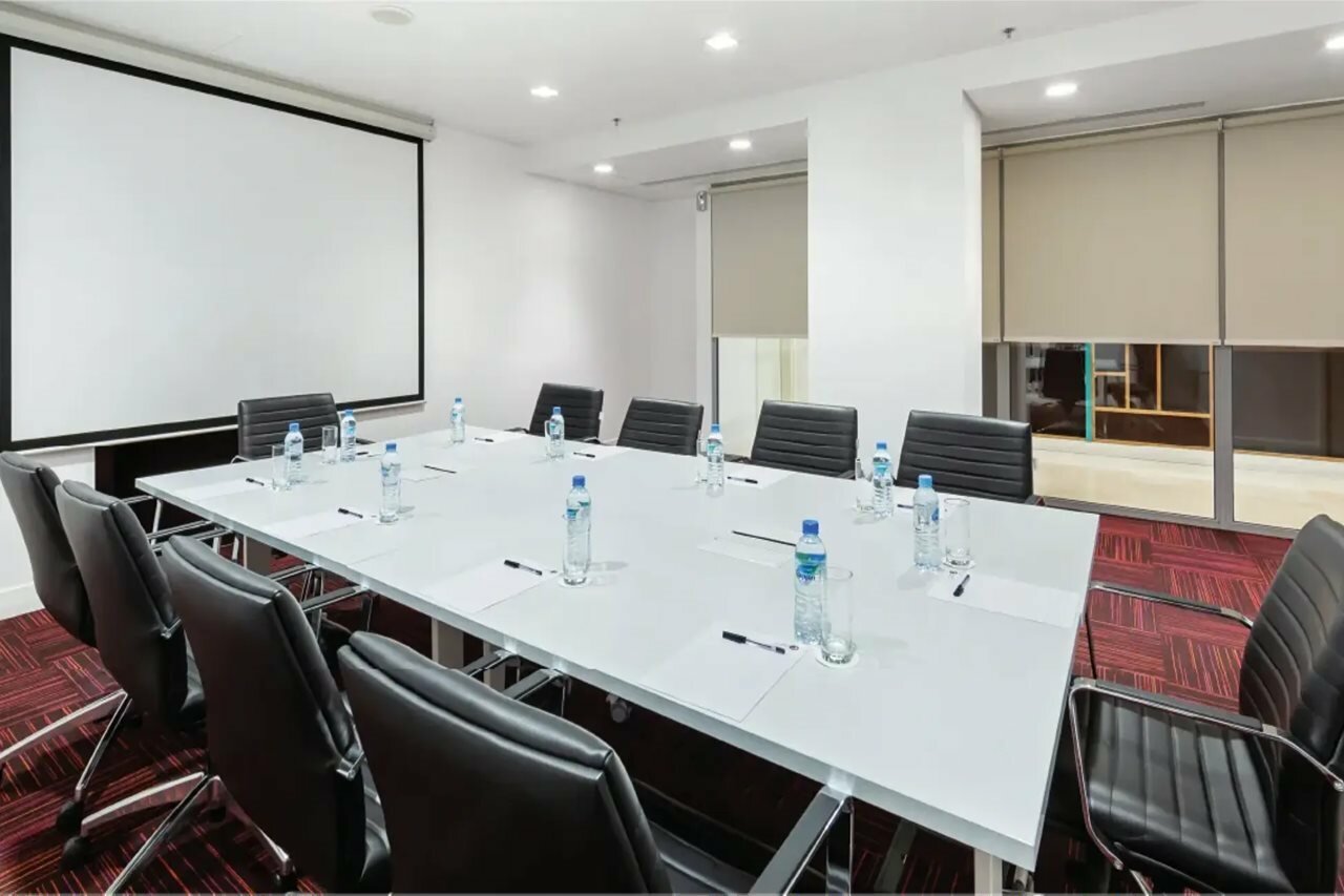 Фото Premier Inn Doha Airport