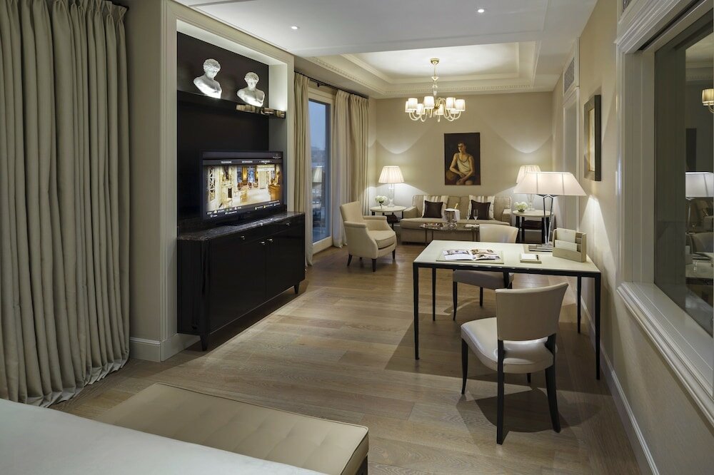 Фото Palazzo Parigi Hotel & Grand SPA