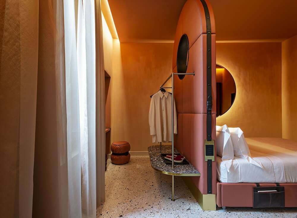 Фото Enterprise Hotel