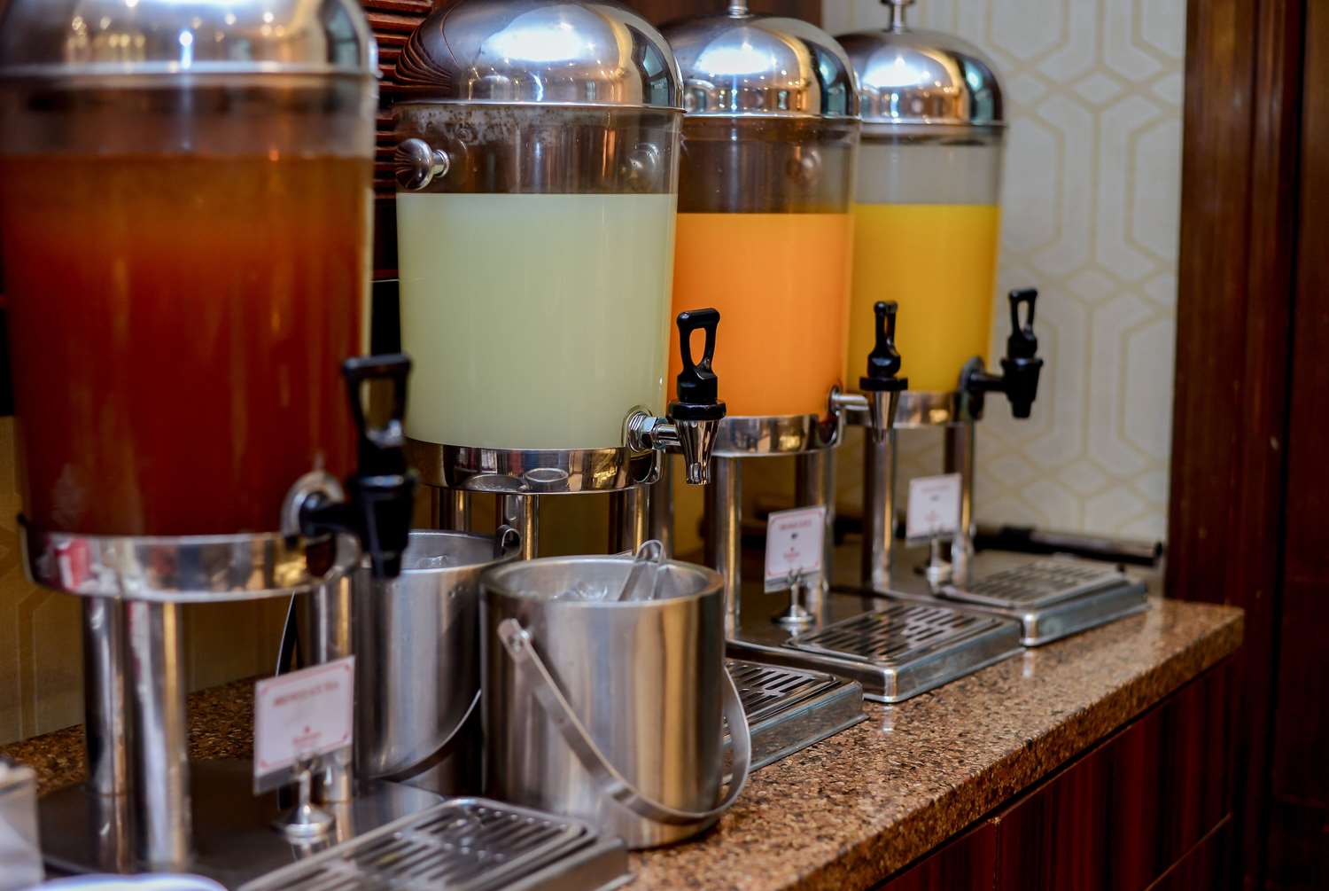 Фото Ramada by Wyndham Manila Central