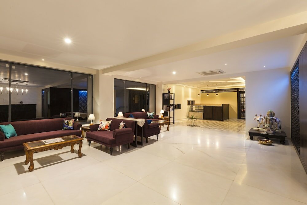 Фото Krishna Inn - The Green Hotel