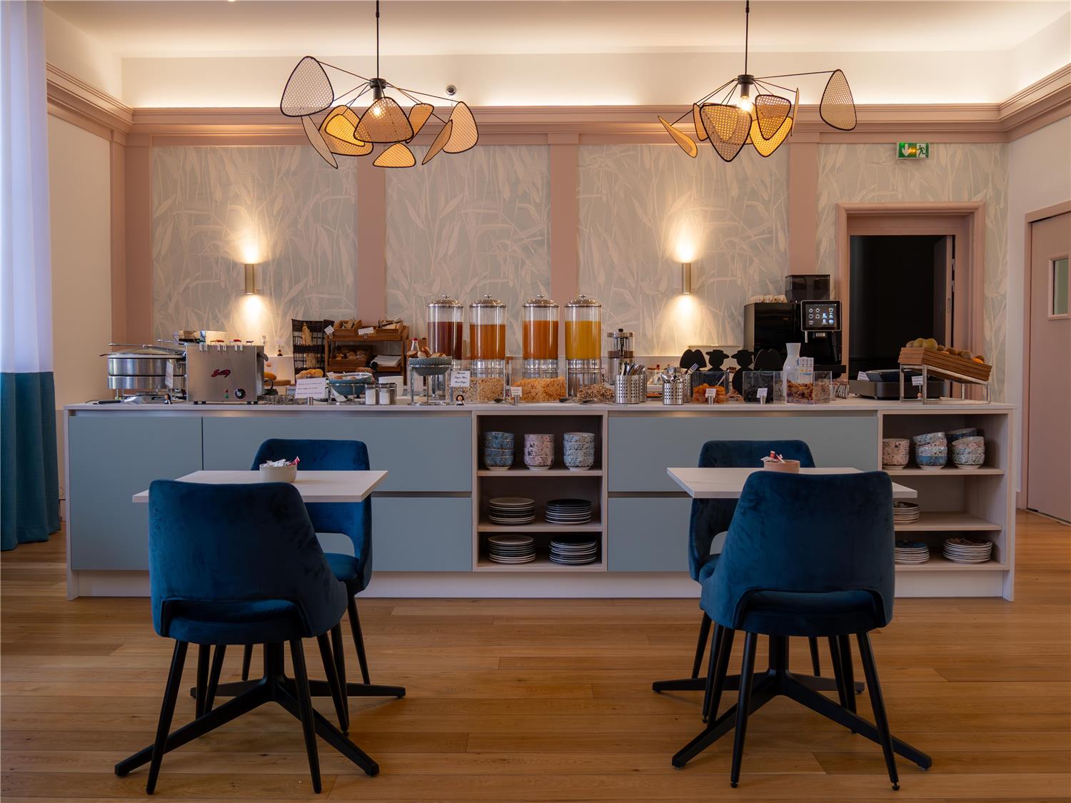 Фото Hotel de la Bourse, Sure Hotel Collection by Best Western