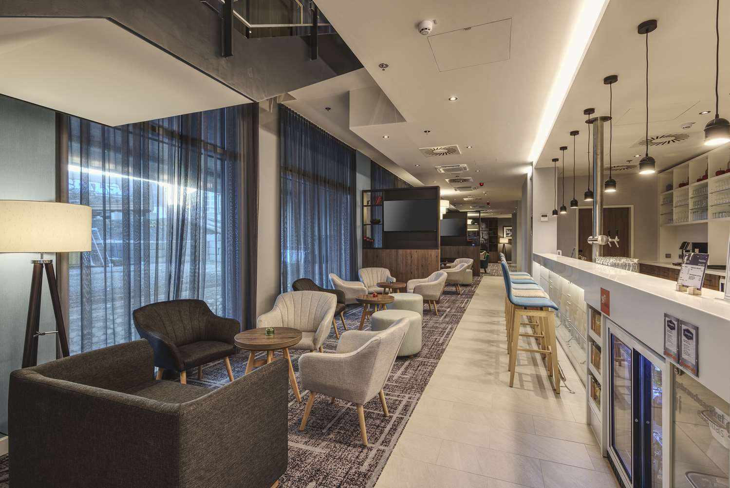 Фото Hampton by Hilton Stuttgart City Centre