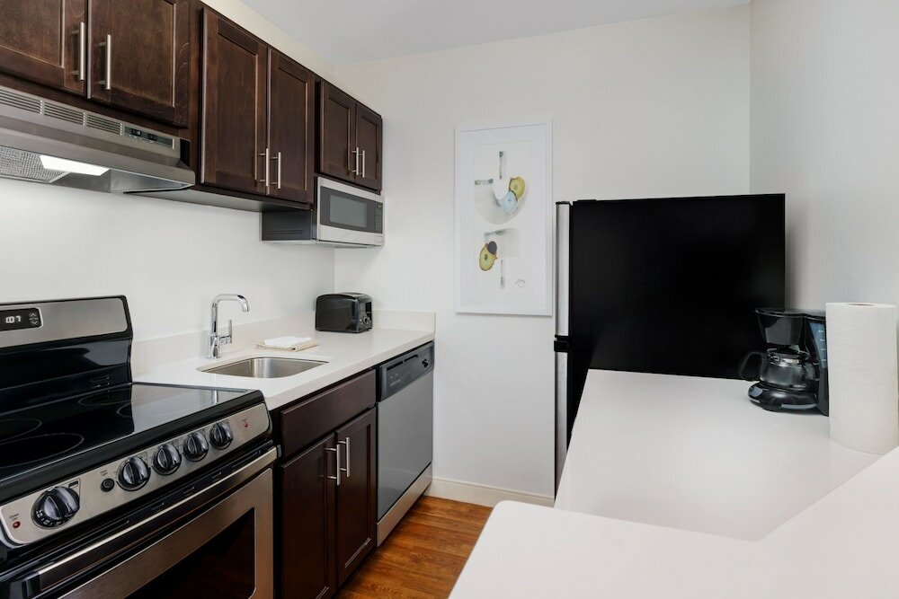 Фото TownePlace Suites by Marriott Manchester