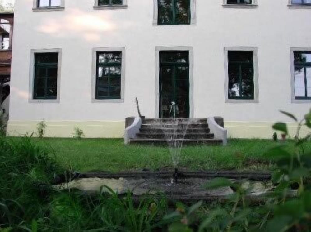 Фото Gästehaus Villa Seraphinum