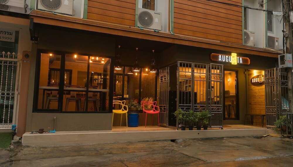 Hotel Augusta - Hostel, Bangkok, photo