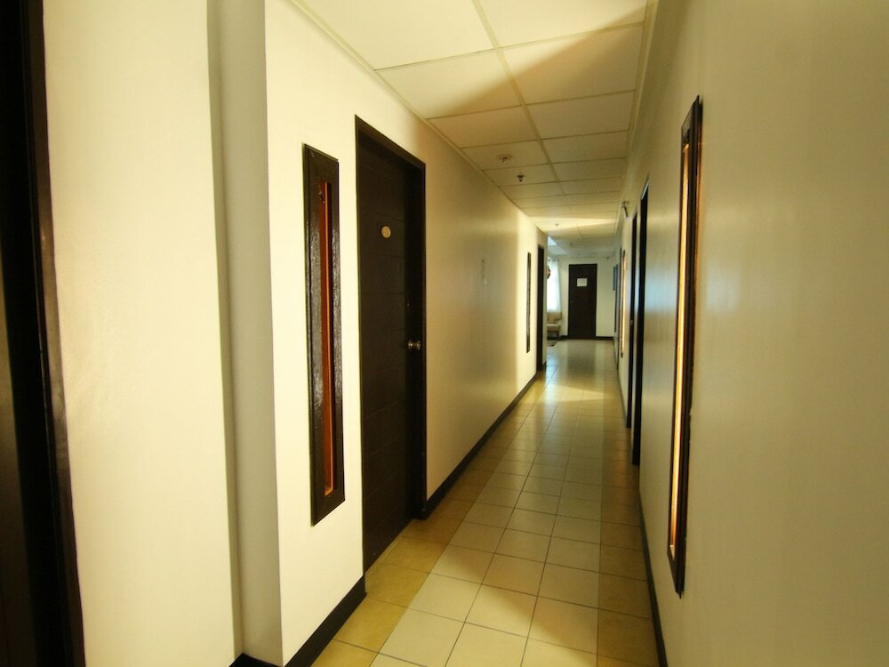 Фото OYO 107 Orange Nest Hotel