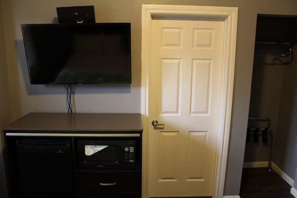 Фото Layne Hotel