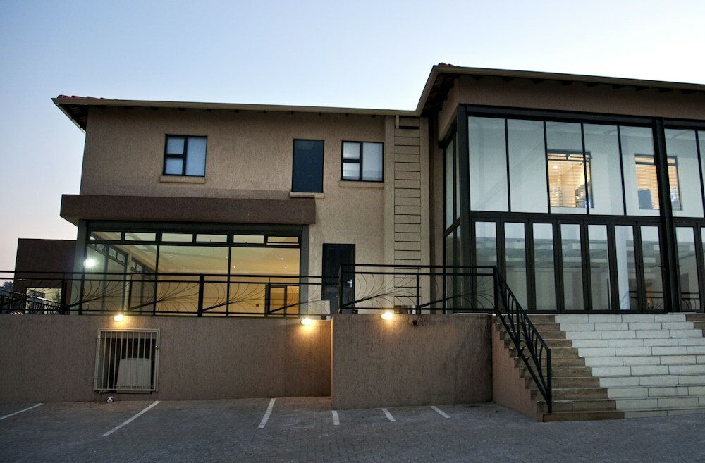 Фото Eagle Nest Luxury Accommodation