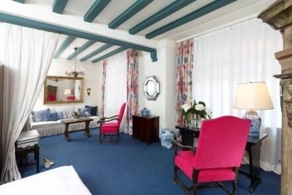 Фото Hotel Opera