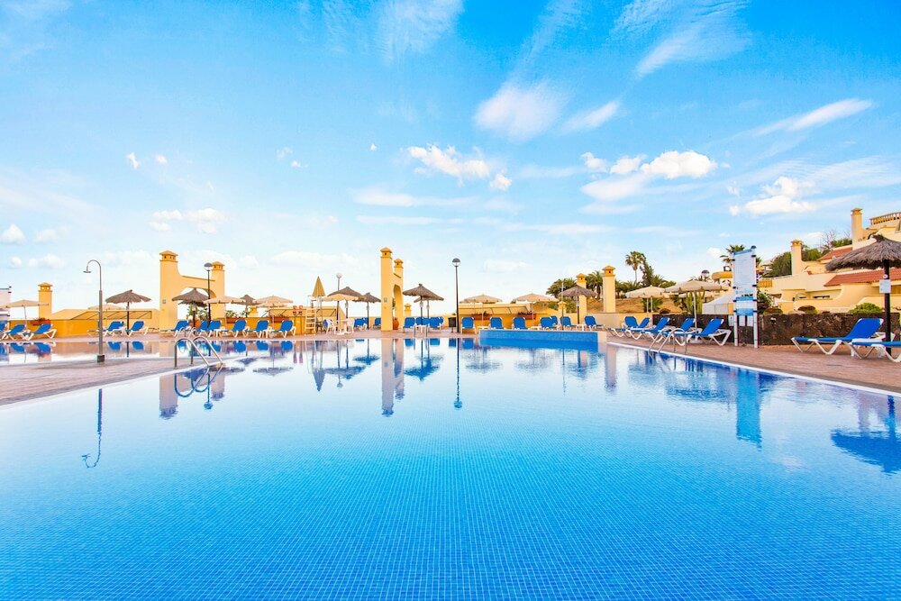 Фото Ramada Residences by Wyndham Costa Adeje