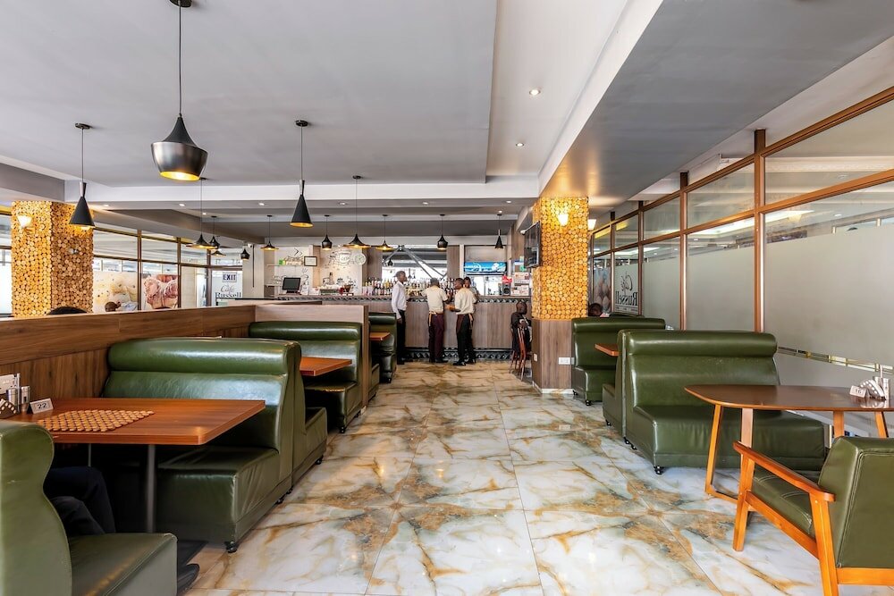 Фото Hbt Russel Hotel