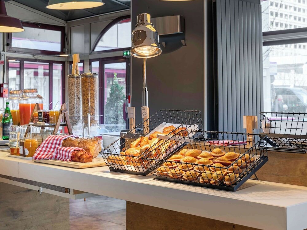 Фото ibis Lyon Part Dieu Les Halles