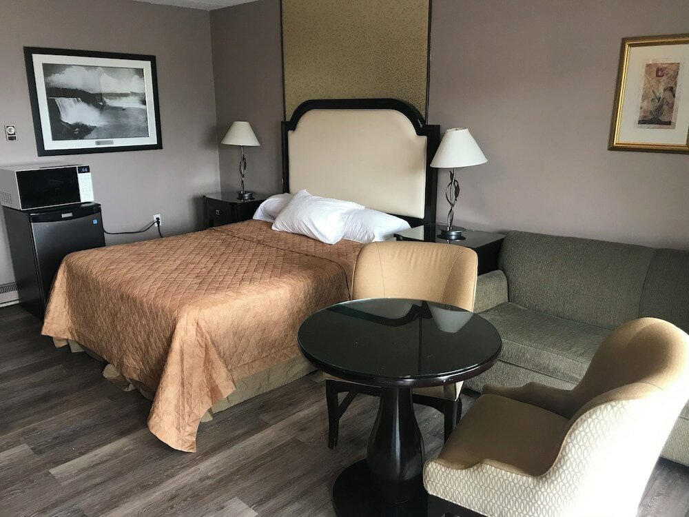 Фото Rainbow Motor Inn - by the Falls