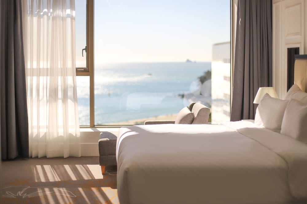 Фото Baymond Hotel