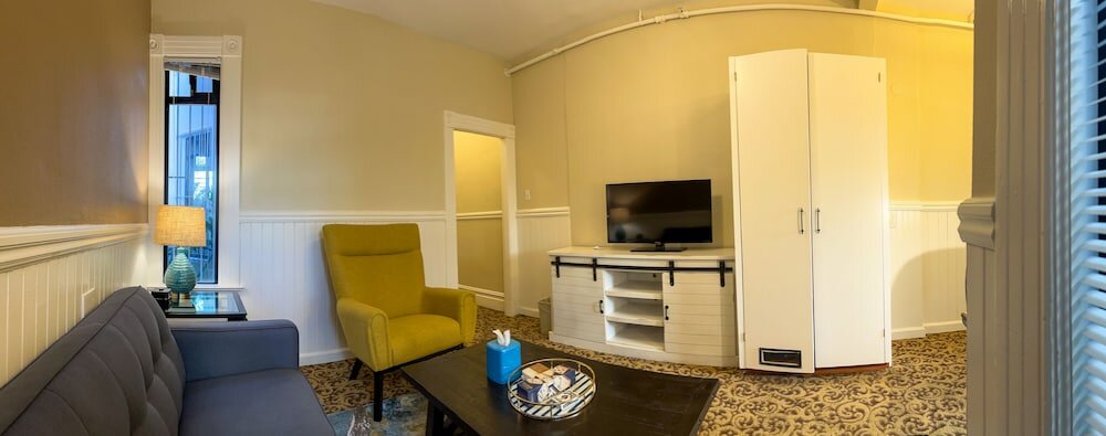 Фото City Center Inn & Suites