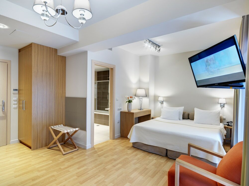 Фото Phidias Piraeus Hotel