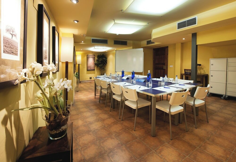 Фото Hotel Abad Toledo