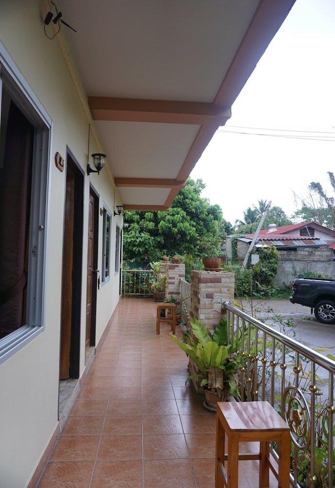 Фото Phoemphoon 2 Hotel