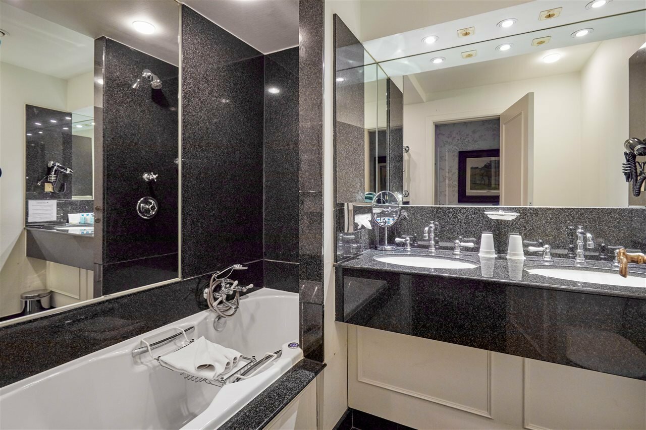 Фото The Pand Hotel