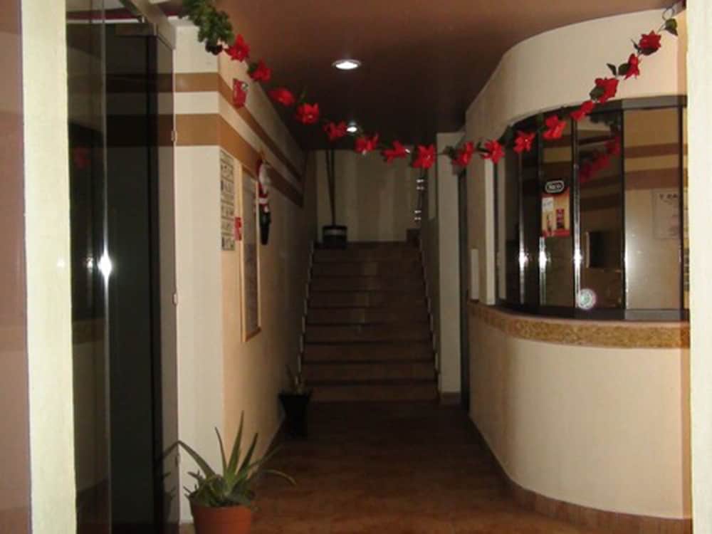 Фото Hotel & Villas 7