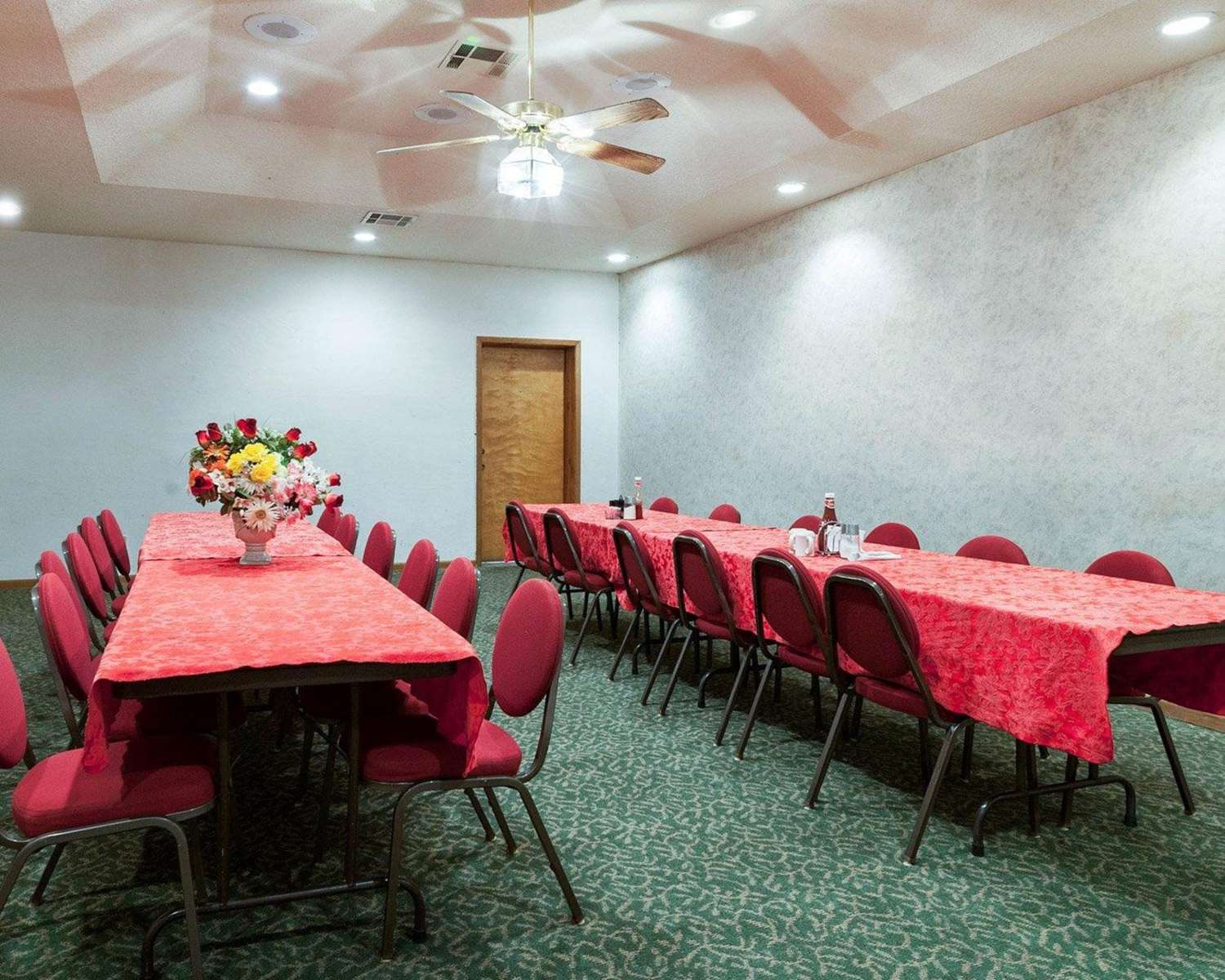 Фото Rodeway Inn