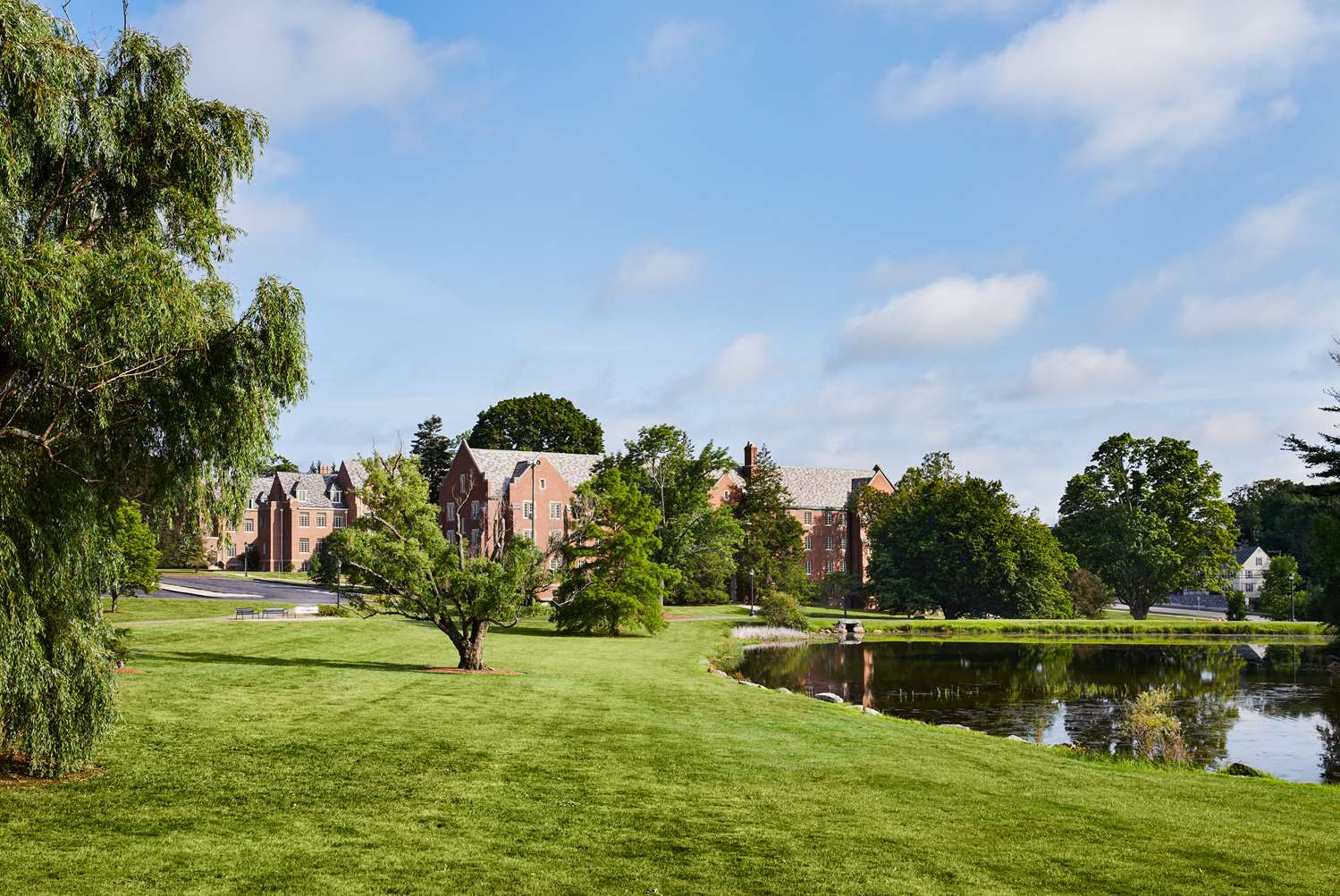 Фото Graduate Storrs