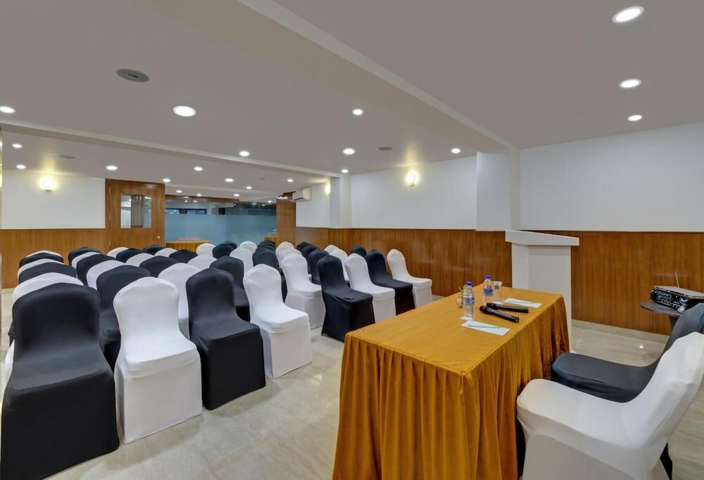 Фото Avins Beacon