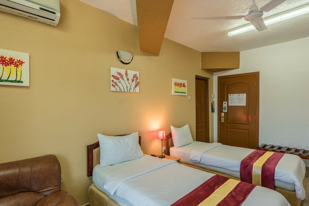 Фото Hotel Raha Tower